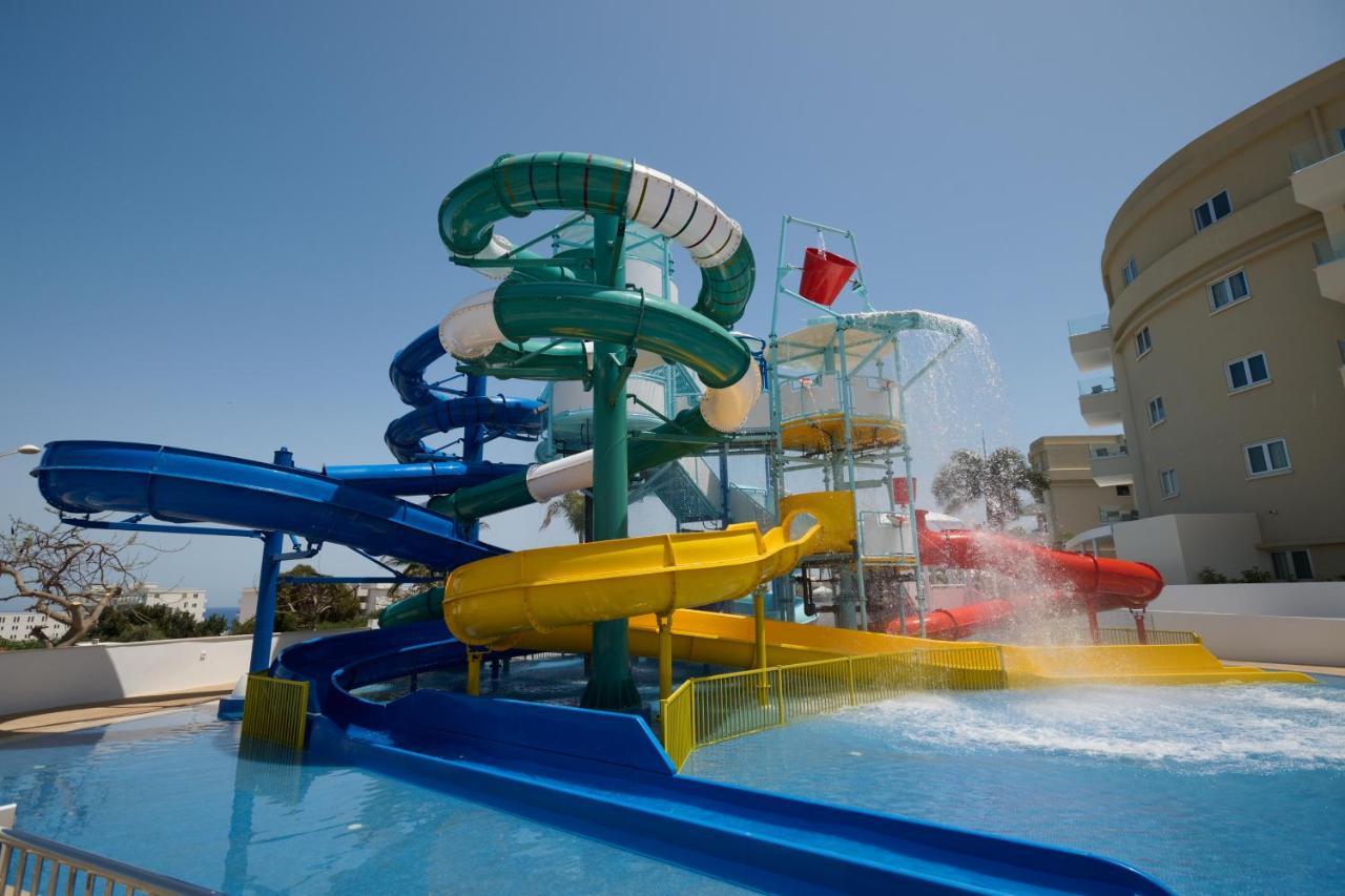 Sunrise Oasis & Waterpark Отель 4*
